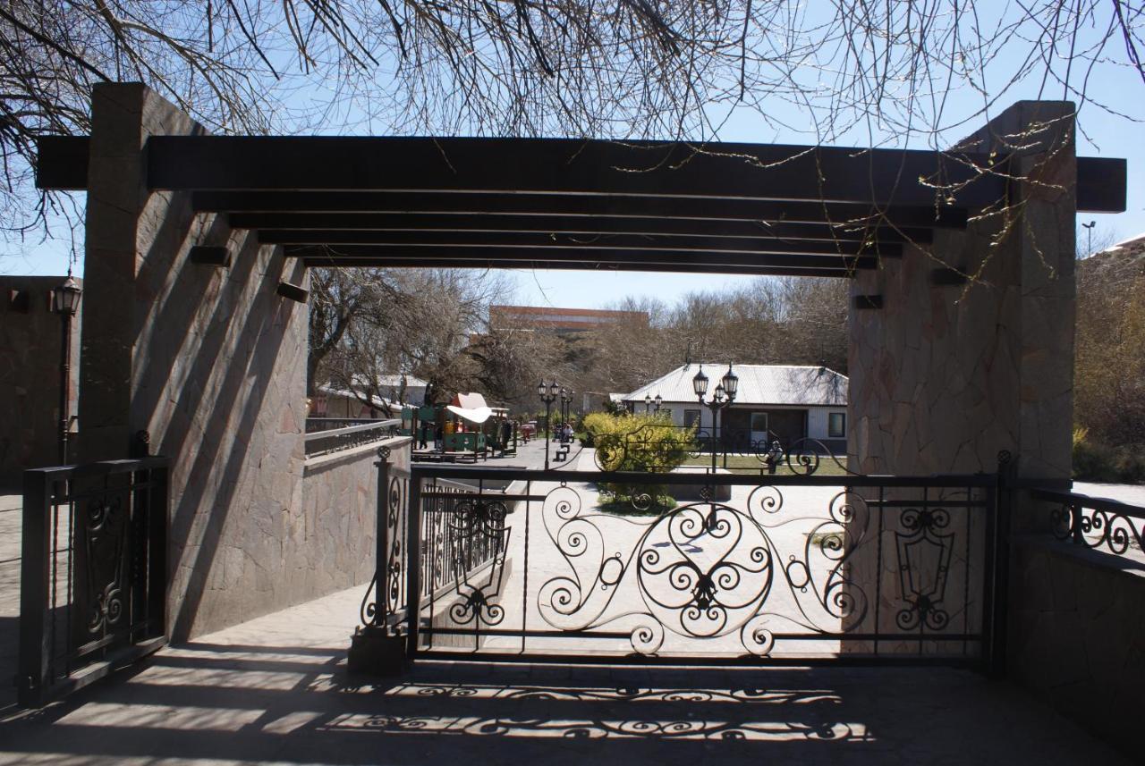 El Puente Aparts- Departamentos Independientes El Calafate Exteriér fotografie